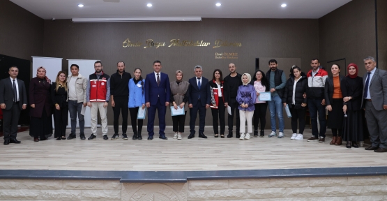 Kandıra’da Yeni Evli Çiftler ‘’Evlilik Sınıfı’’ Sertifikalarını Aldı.