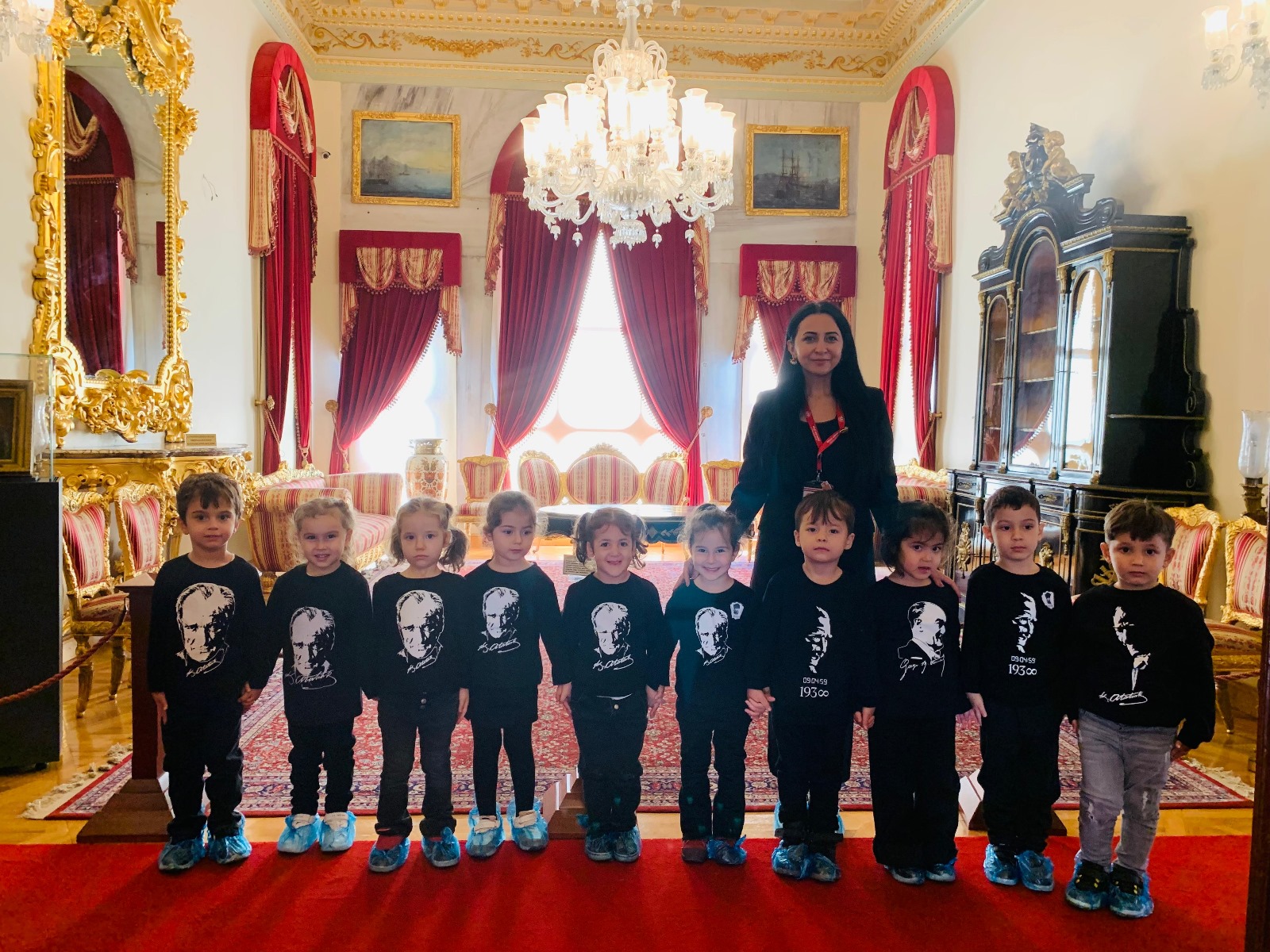 Bilgi Köprüsü Eğitim Kurumları’nda 10 Kasım Atatürk’ü Anma Töreni