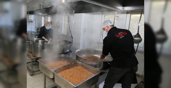 Derince’nin Sıcak Eli “Aşevi”