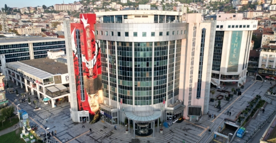 İzmit Belediyesi Beko Loder (JCB) Operatörü İstihdam Edecek