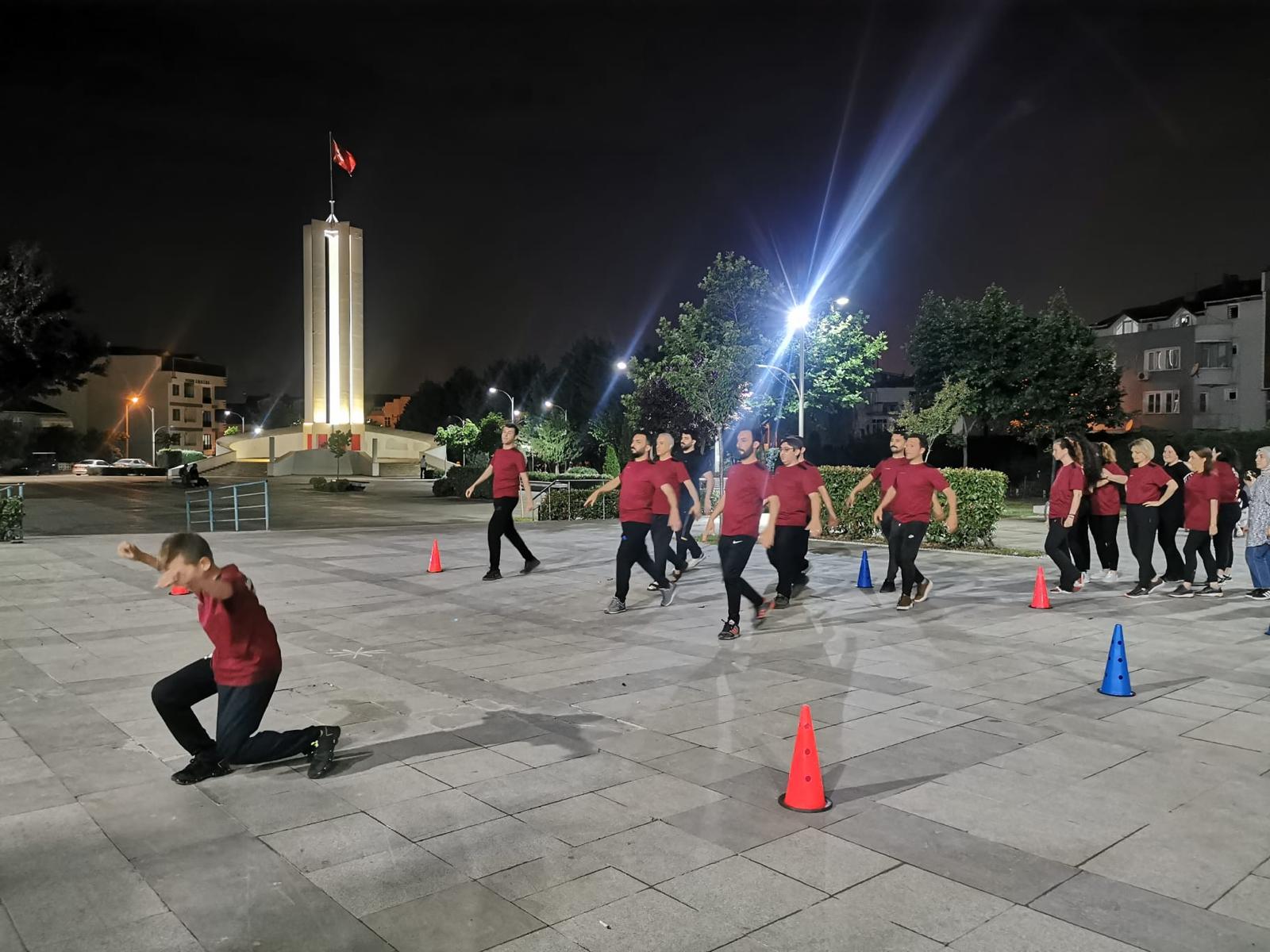 Körfez Halk Oyunları Yeni Döneme Sıkı Hazırlanıyor