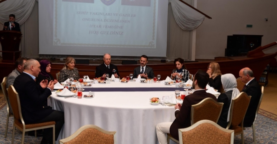 Aktaş Çifti, Şehit Yakınları ve Gaziler Onuruna Düzenlenen İftar Programına Katıldı