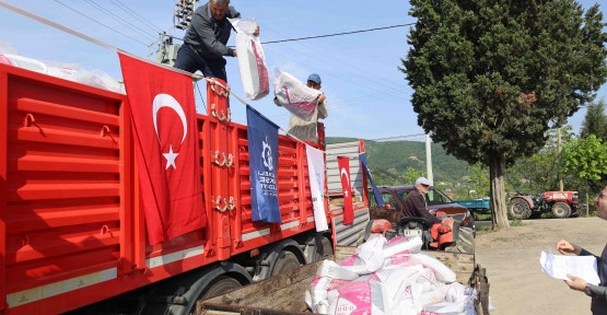 Büyükşehir’den Üreticiye Yüzde 50 Hibeli Gübre
