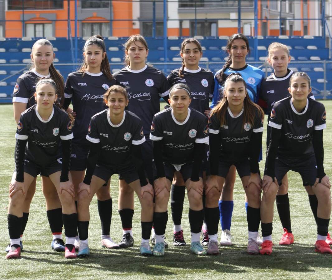 Körfez Kızlar Darıca Birlikspor’u 3-0 Yenerek Büyük Bir Avantaj Yakaladı