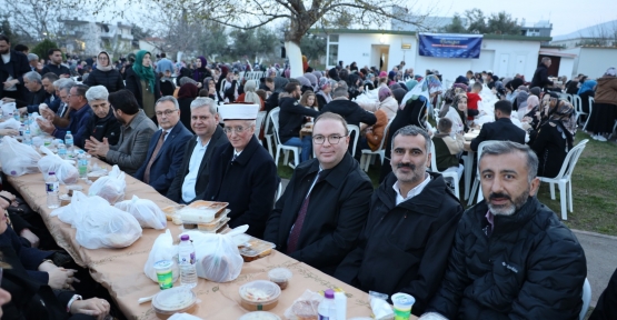 Yunanistan İskeçe’de Büyükşehir’le İftar Bereketi
