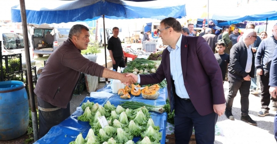 Başkan Gökçe’den Fatih’te Pazar Ziyareti