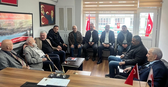 Huzurevi Sakinlerinden MHP’ye Ziyaret