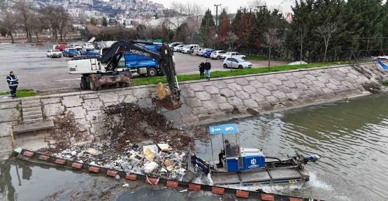 İZMİT KÖRFEZİ DÖRT KOLDAN TEMİZLENİYOR