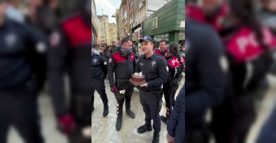 Kavga İhbarına Gelen Polise Sürpriz Kutlama