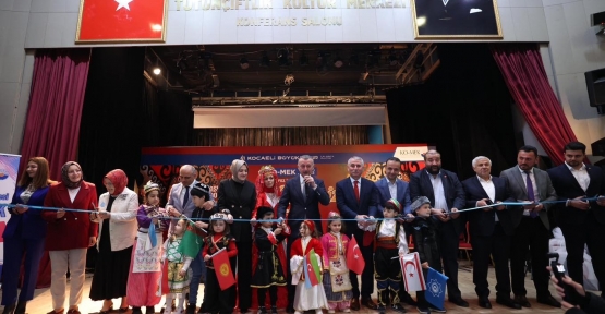 Körfez ilçe Sergisinde Türk Dünyası Rüzgârı Esti