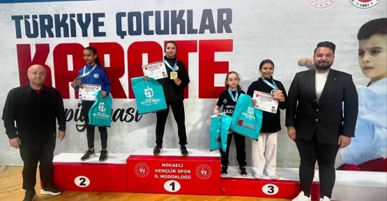 KÖRFEZ’DEN 6 KARATECİ BALKAN ŞAMPİYONASINA GİDİYOR