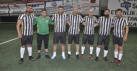 Altın Kiraz Dostluk Futbol Turnuvası’nda Heyecan Dorukta