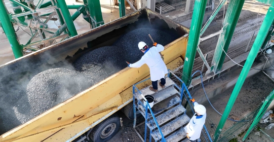 BÜYÜKŞEHİR, SAATTE 240 TON ASFALT ÜRETİYOR