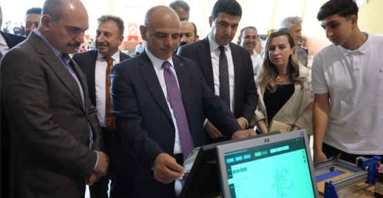 NİTELİKLİ ARANAN ELEMAN İÇİN SANAYİ BU KEZ OKUL YOLUNDA