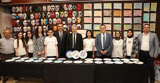 Şehit Mahmut Top Ortaokulu’nda Sanat Şöleni
