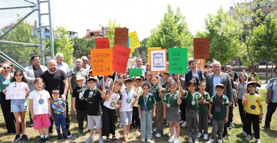 Derince’de Çevre Bilinci Şenliklerle Büyüyor