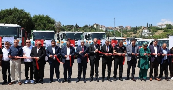 DİLOVASI BELEDİYESİ YENİ ARAÇLARINI TANITTI