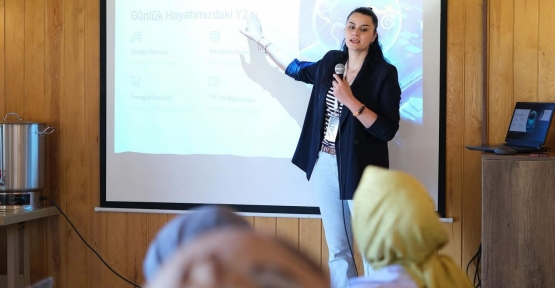 Genç Zihinler Yapay Zekâyı Konuştu