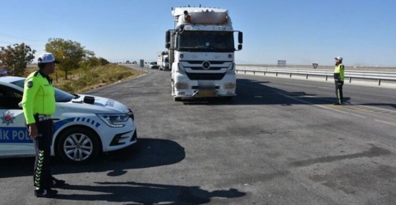 Kocaeli’de Kamyon, Çekici Ve Tanker Cinsi Araçlara Trafik Yasağı