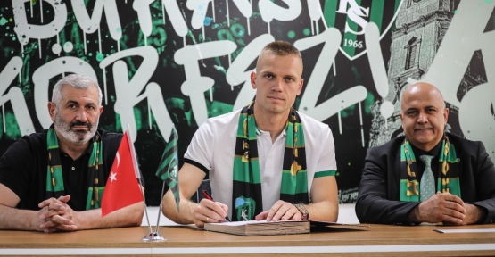 Kocaelispor, Jovanovic’i Renklerine Bağladı