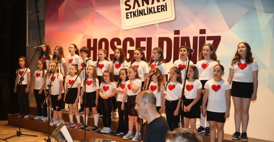 Körfez Belediyesi Çocuk Korosu’ndan Unutulmaz Konser