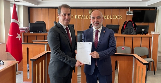 Saadet Partisi Kocaeli İl Başkanı Mazbatayı Aldı