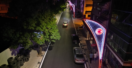    Şehit Kazım Caddesi Atatürk’ün Işığıyla Aydınlanıyor