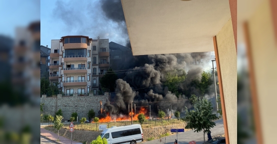 ÇOCUK PARKI ALEV TOPUNA DÖNDÜ