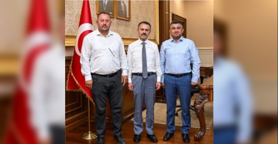 Körfez Cuma Mahalle Muhtarı İbrahim Sadun, Vali İlhami Aktaş’ı Ziyaret Etti