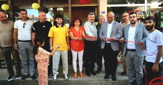 Çiğköfteci Sait Körfez’de Dualarla Açıldı