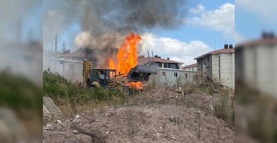 ŞANTİYEDE ÇIKAN YANGIN KORKUTTU