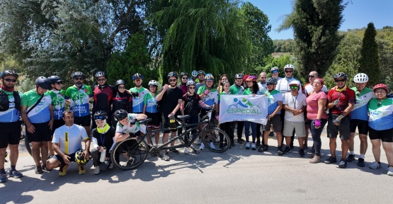 Tandem Bisikletlerle Umuda Pedal Çevirdiler