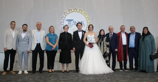 Zeynep Gökçen Okyar ile Kazım Korkulu Evlendi.