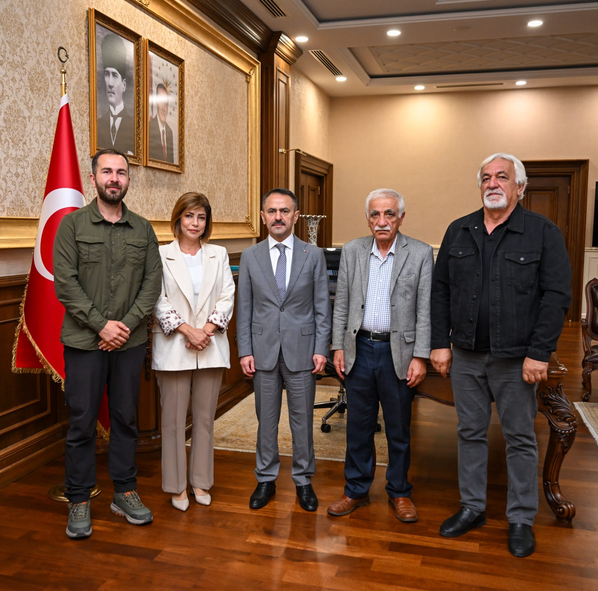 Cem Vakfı Derince İmam Zeynel Abidin Cemevi Yönetiminden Vali Aktaş’a Ziyaret