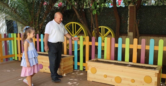 İzmit Ulugazi İlkokulu’na Masal Gibi Bir Bahçe