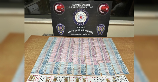 Kıraathaneye Kumar Baskını