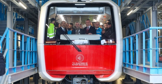KOCAELİ'NİN ULAŞIM AĞI METRO, TRAMVAY VE TELEFERİKLE GÜÇLENİYOR
