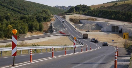 OTOYOLUN O NOKTASI TRAFİĞE KAPATILIYOR