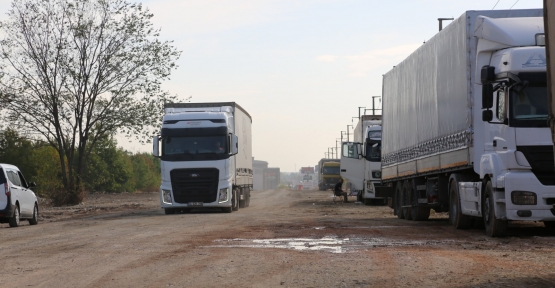 Tır Parkı Hem Trafiği Hem Sürücüleri Rahatlattı