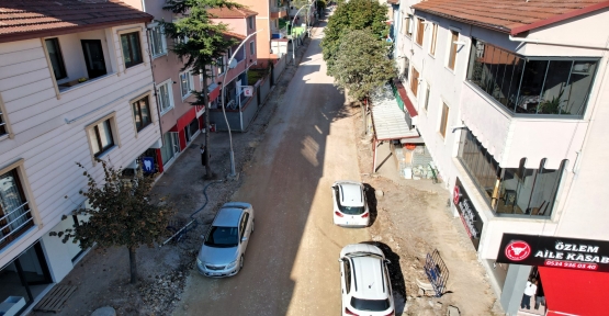 Başiskele Cumhuriyet Caddesi’nde Üstyapı Atağı