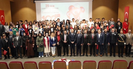 Cumhuriyetin 102. Yılı Dilovası’nda Coşkuyla Kutlandı