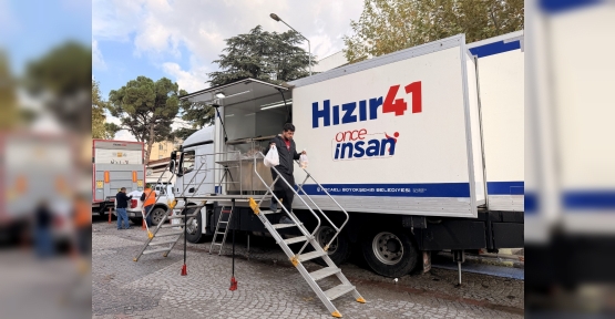 HAREKET HALİNDE ÜRETİM YAPAN TIR, BALIKESİR'E ULAŞTI: GÜNDE 30 BİN ÇORBA