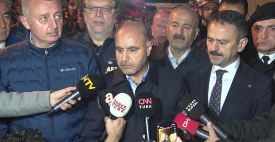 İÇİŞLERİ BAKAN YARDIMCISI MEHMET AKTAŞ: "BÖLGEDEKİ 12 BİNA TEDBİRDEN TAHLİYE EDİLDİ"