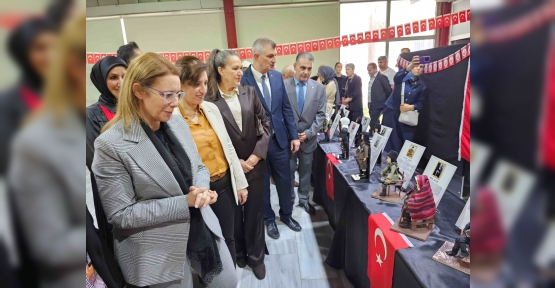 Kahraman Türk Kadınları Gölcük’te Sanatla buluştu