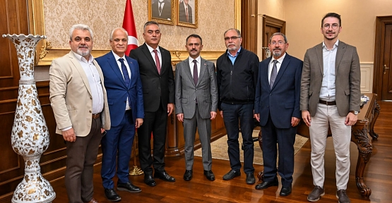  Kocaeli Orta Anadolu İl Dernekleri Platformu, Vali İlhami Aktaş’ı Ziyaret Etti