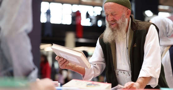Maksut Amca, “Kitap Benim Hayatım” Diyor