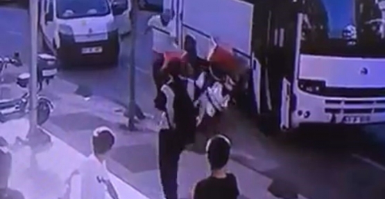 TRAFİK MAGANDASI KURYEYE DEHŞETİ YAŞATTI