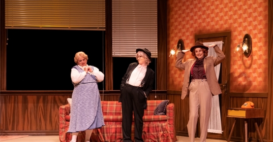 Adanalılar, “Üç Jokerli Konken’i” keyifle izledi