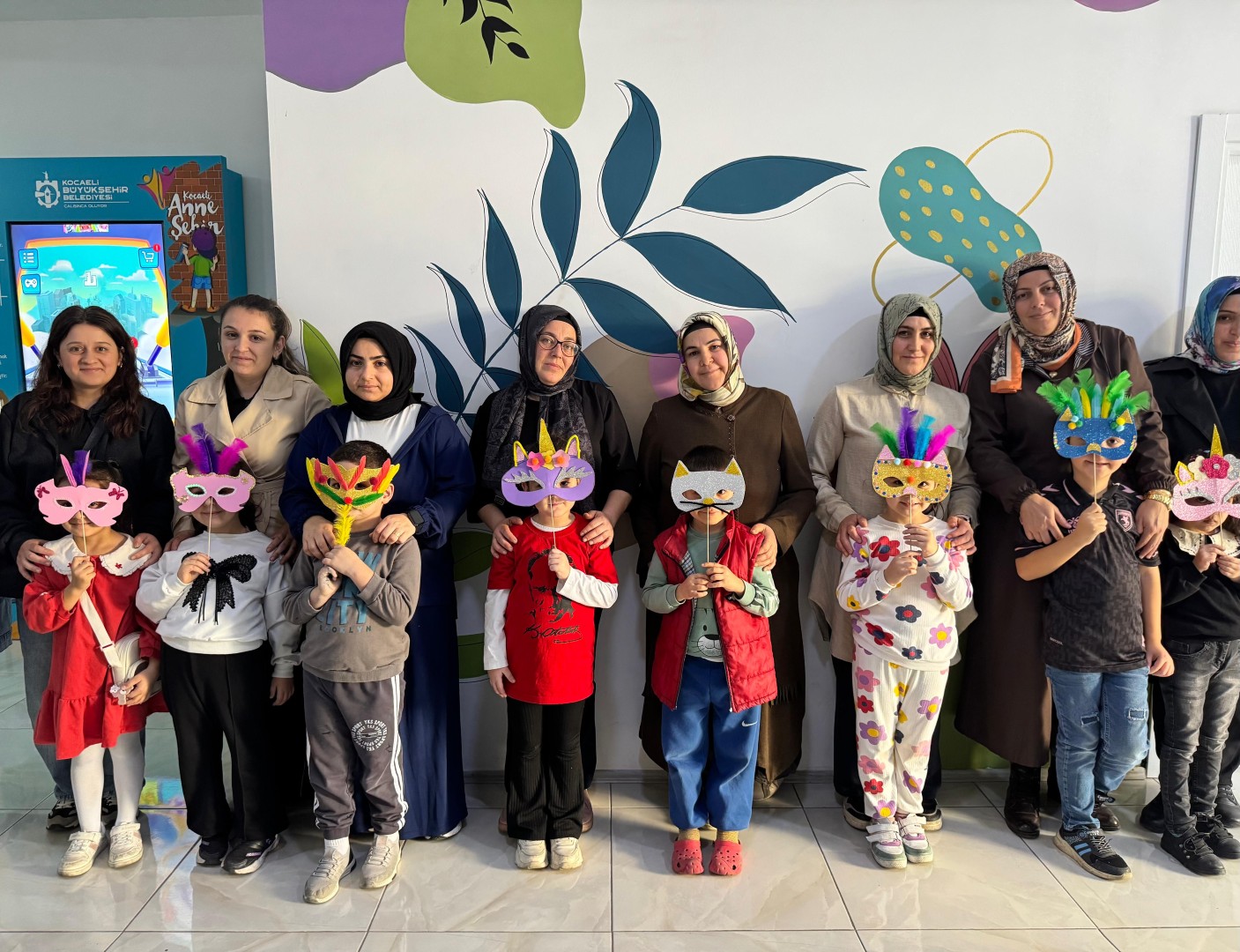 Anne Şehir’de Dopdolu, Rengârenk Bir Ara Tatil