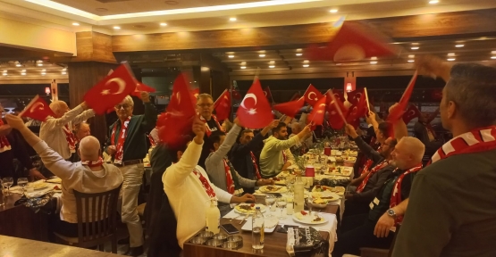 Eski Dostlar’da Cumhuriyet Coşkusu